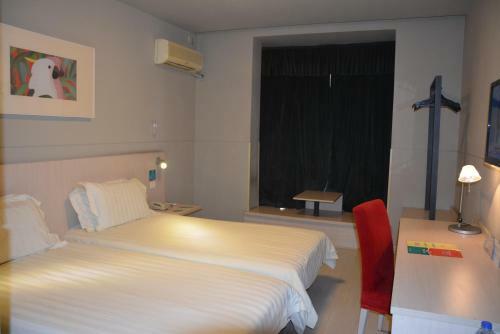Hotel Jinjiang Inn Tiayuan Wuyi Square