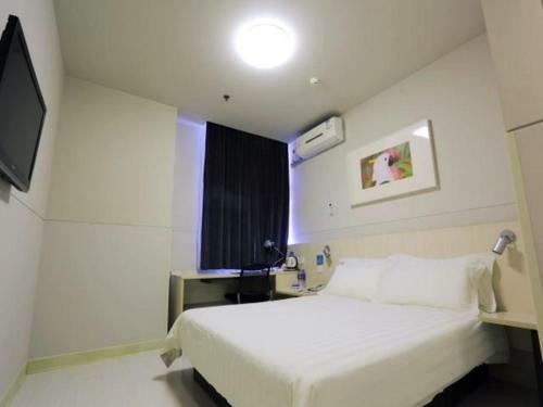 Hotel Jinjiang Inn Langfang Pedestrian Street