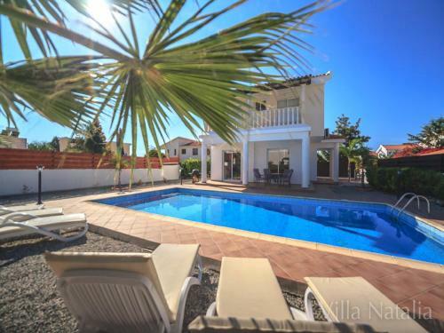 Villa Natalia Coral Bay