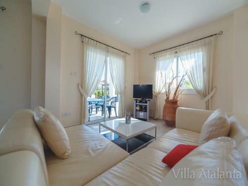 Villa Natalia Coral Bay
