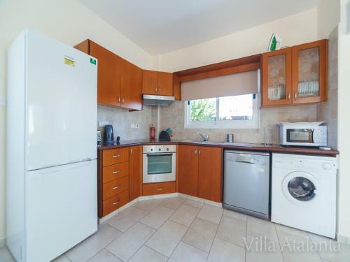 Villa Natalia Coral Bay