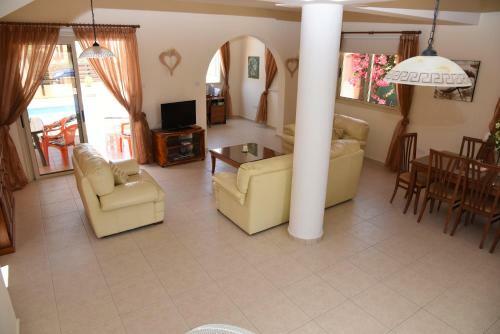 Alpha Villas