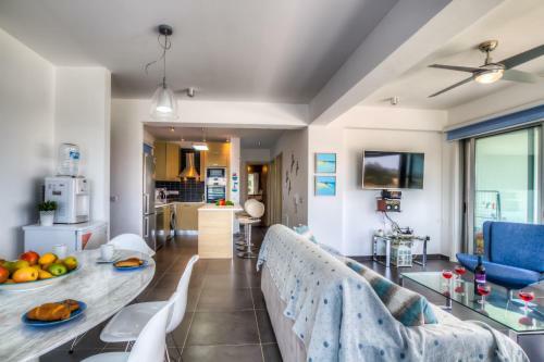 Apartamento Beachfront Trident