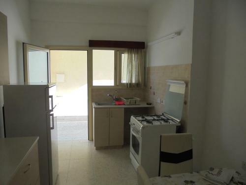 Niki Court Holiday Apartments