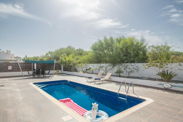 Golden Dream Villa