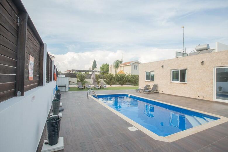 Golden Dream Villa