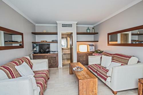 Leana Front Line Villa
