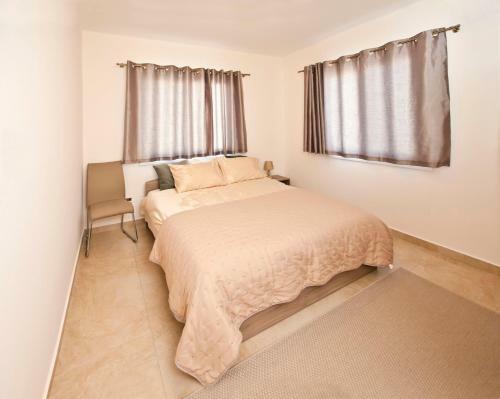 Faros Court Prestige Apartment