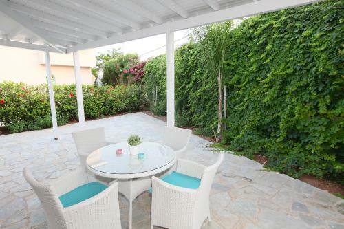 Green Bay Villa
