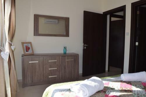 Zephyros Apartment