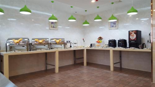 Vatica Hebei Langfang Pipeline Bureau General Hospital Hotel