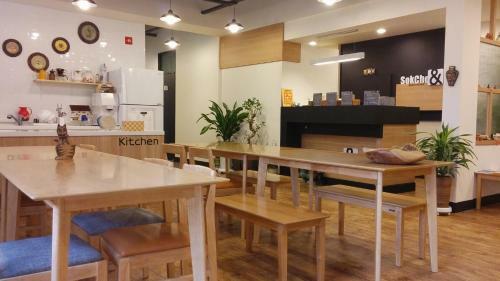 Hostal Sokcho & Guesthouse