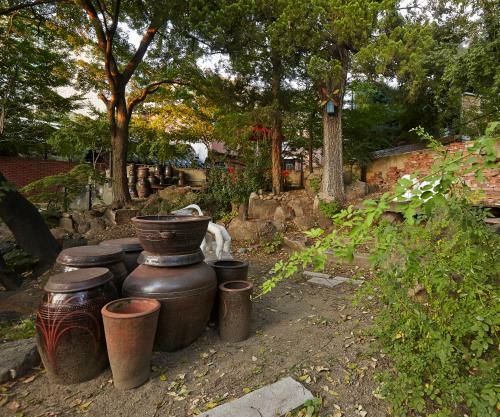 Hostal Jiwoljang Guesthouse