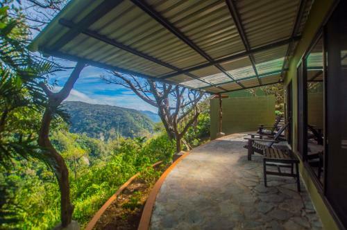 Rainbow Valley Lodge Costa Rica