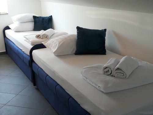 Hostal Garfild Guest House