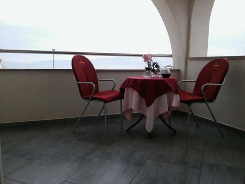 Hostal Garfild Guest House