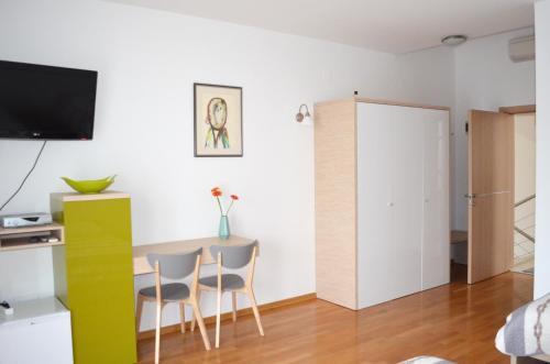 Apartments Crepsa