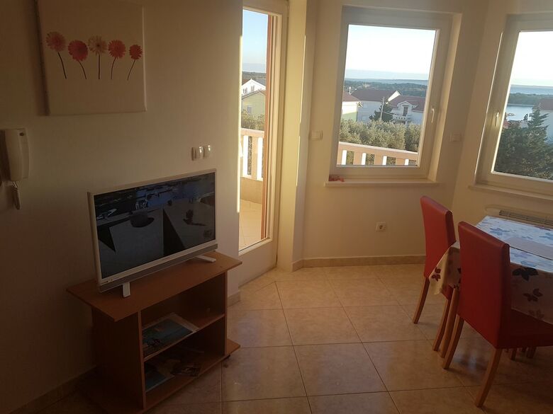 Apartments Miroslav
