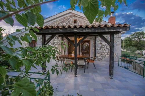 Apartments Villa Kras Krk