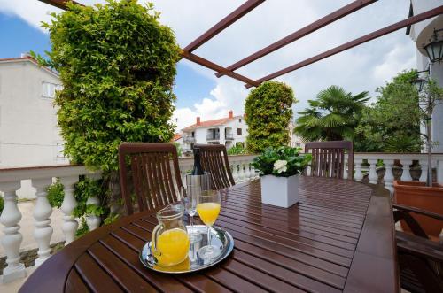 Apartments Sinisa