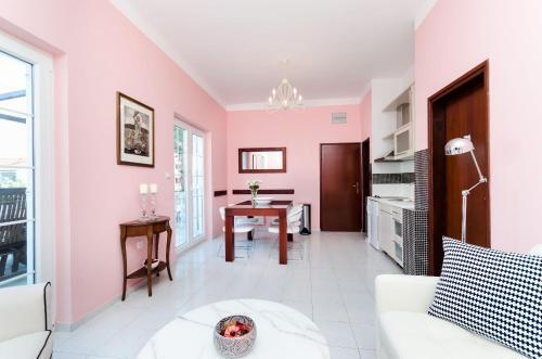 Apartments Sinisa