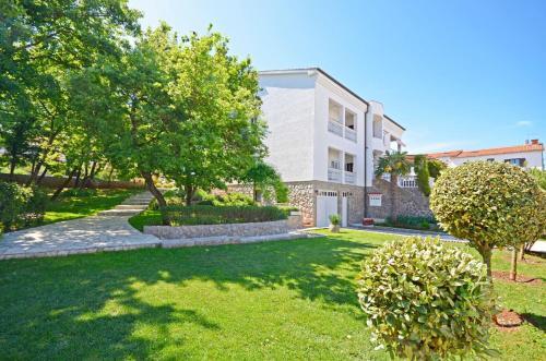 Apartments Sinisa