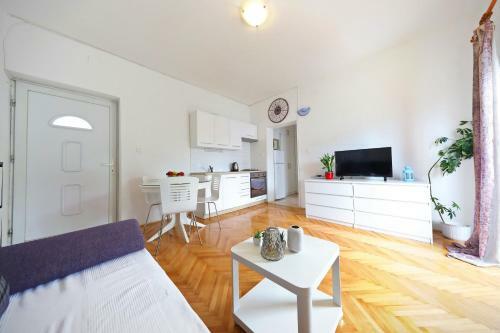 Apartments Mia