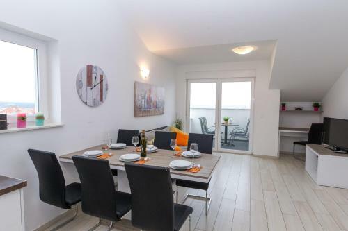 Apartments Gaj 2