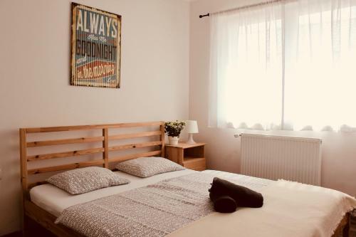 Falling Lakes Hostel