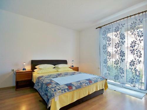 Dada Apartments