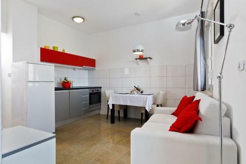 Hostal Ark Beach Apartments