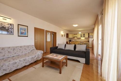 Apartments Renato