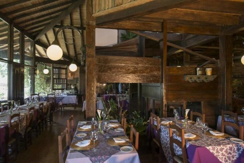 Hostal Pousada Pedra Azul