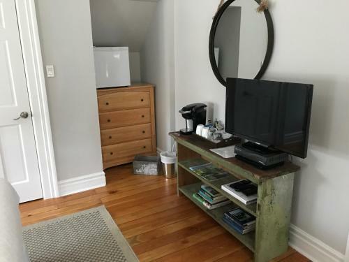 Twin Maples Bed And Breakfast