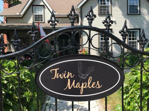 Twin Maples Bed And Breakfast