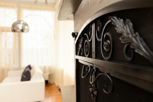 Romantic & Luxurious House