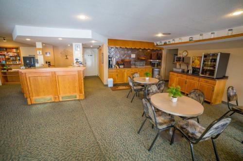 Hotel Woodland Inn
