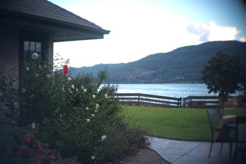 Country Bay Manor B&B