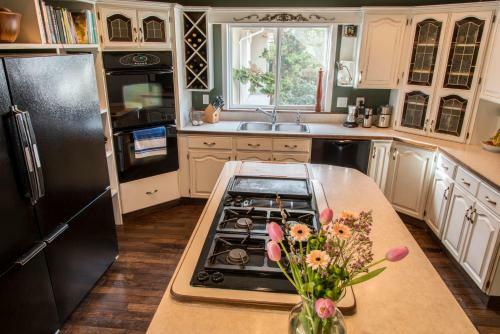 Bed & Breakfast E'laysa Guesthouse And Vineyard Retreat