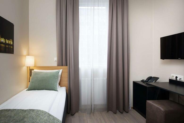First Hotel Ambassadeur