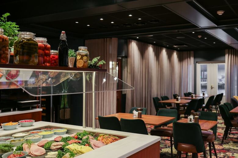 Quality Hotel Floro