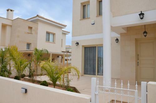 Anthorina Villa 5