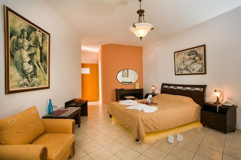 Hotel Asteras Paradise