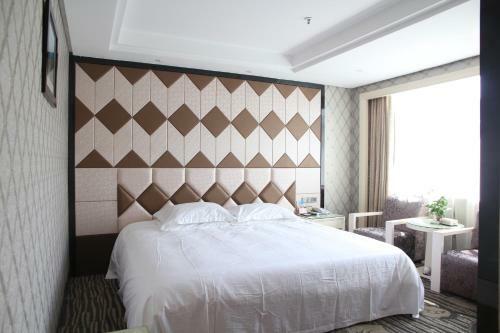 Aoti Hotel