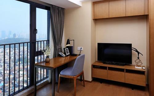 Yuwa Serviced Aparthotel