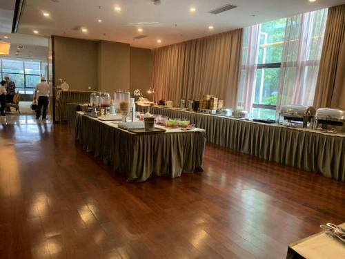 Yuwa Serviced Aparthotel