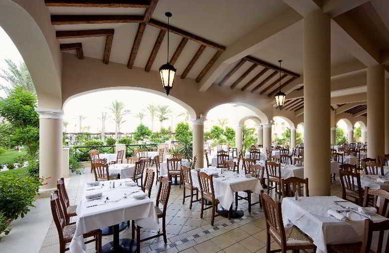 Hotel Jaz Almaza Beach
