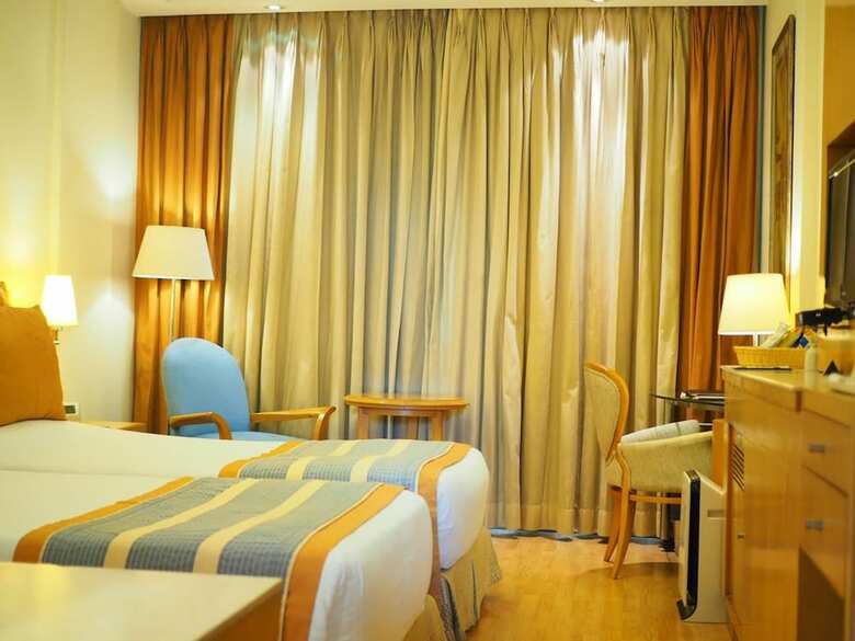 Hotel Pride Park Premier