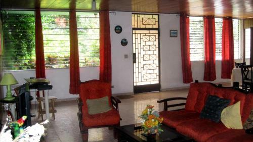 Albergue Hostal Cumbres Del Volcan Escalon