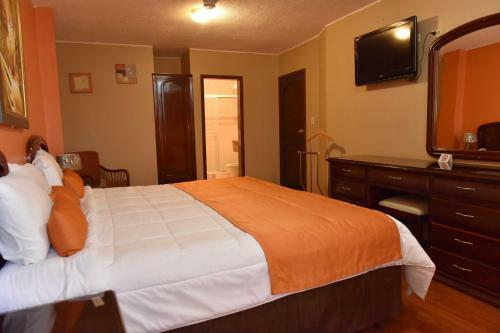 Hotel Makroz
